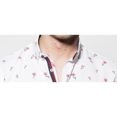 13139 CAMISA CRO ESTAMPADA CON COMBINADO CUELLO BOTÓN VISTO